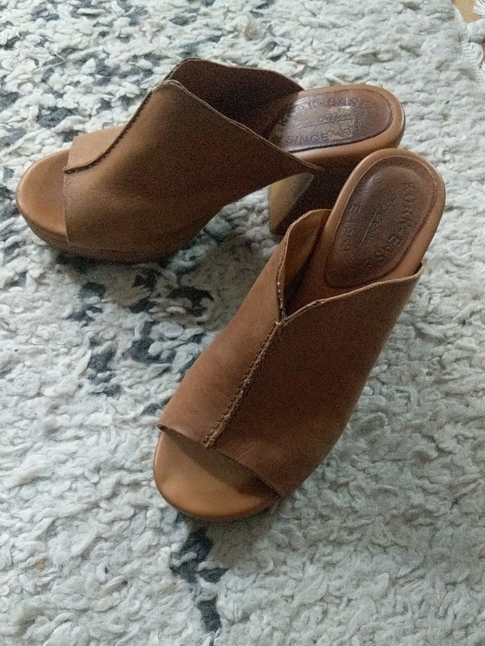 Kork-Ease Para Tan Leather Open Toe Wedge Mules - Size 6